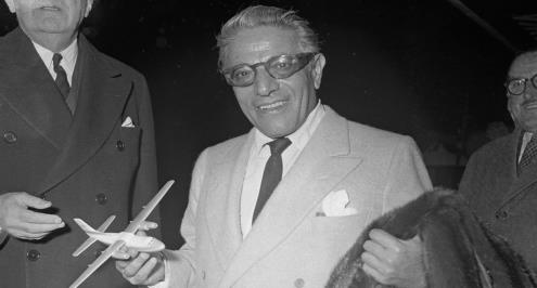 أصل الاسم (4).. من هو أوناسيس الذي لُقب "أسطى" الزمالك باسمه؟